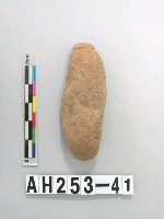 藏品(兩縊型石網墜)的圖片